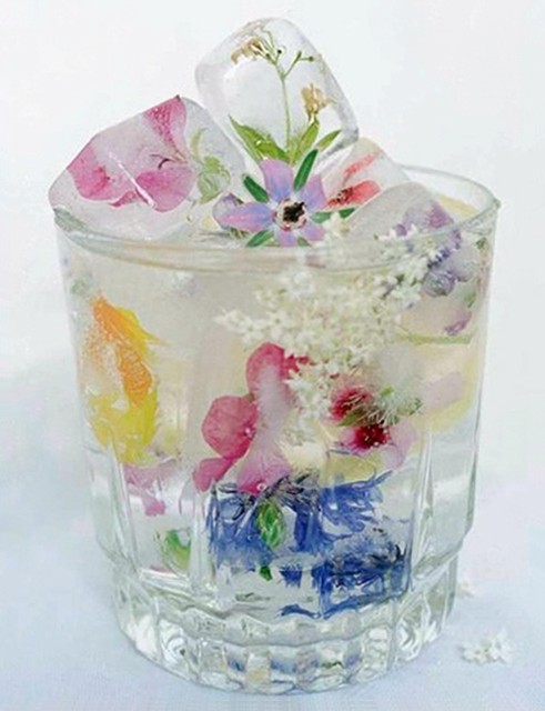 Flower ice cubes ܱ