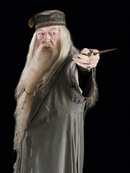 Albus_Dumbledore_(HBP_promo)_3.jpg