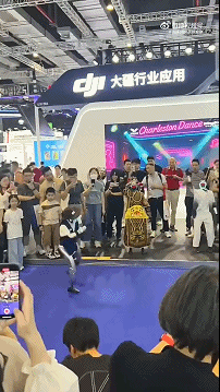 640 (1).gif