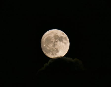 fullmoon-royalty-free-image-1762221449.jpg