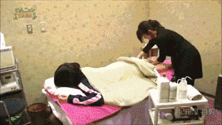 006VUYs3gy1iez6fcyx8ng308w050u0x.gif